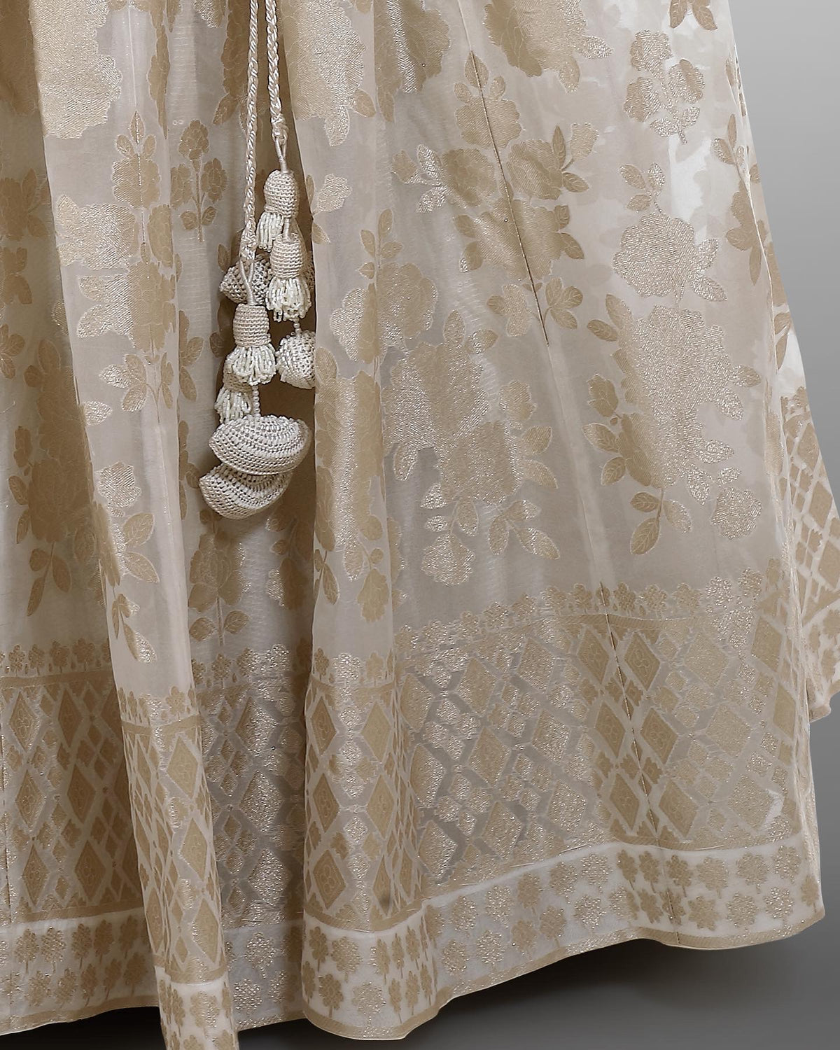 Sona Benarasi Lehenga