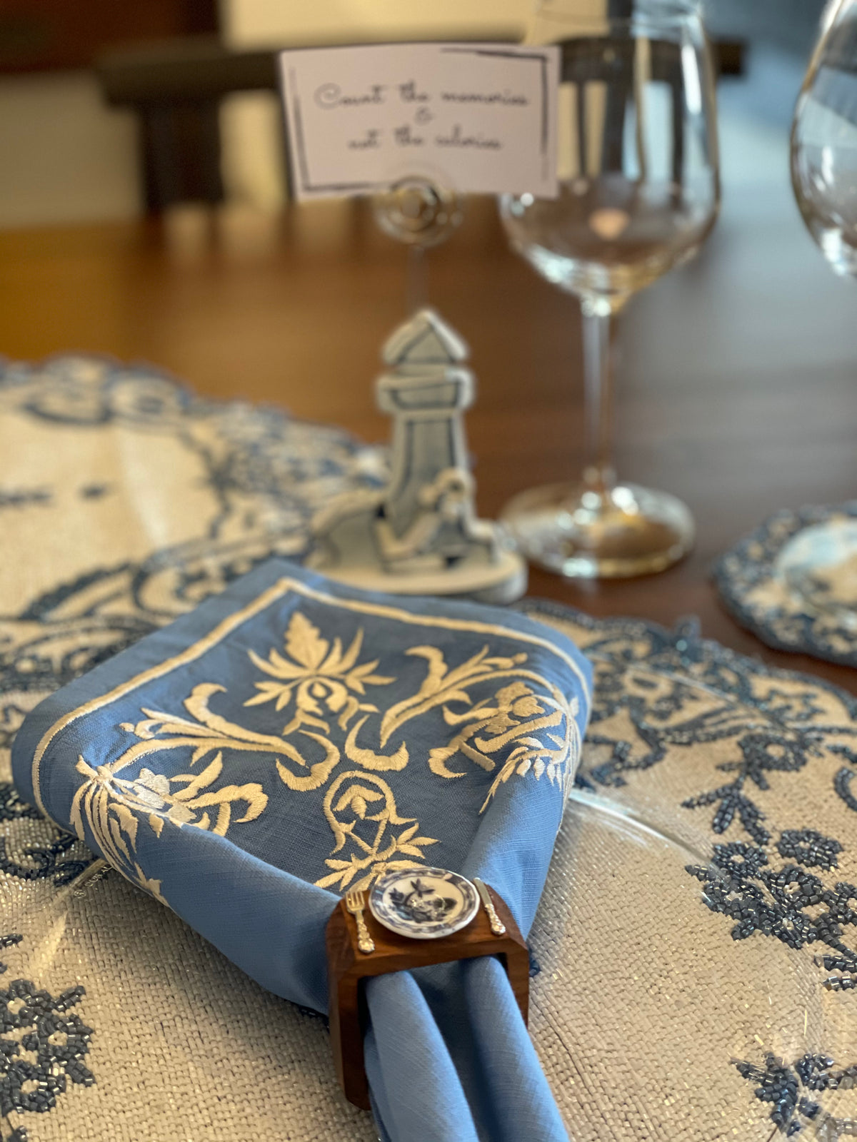 Blue and White Napkin Set of 4