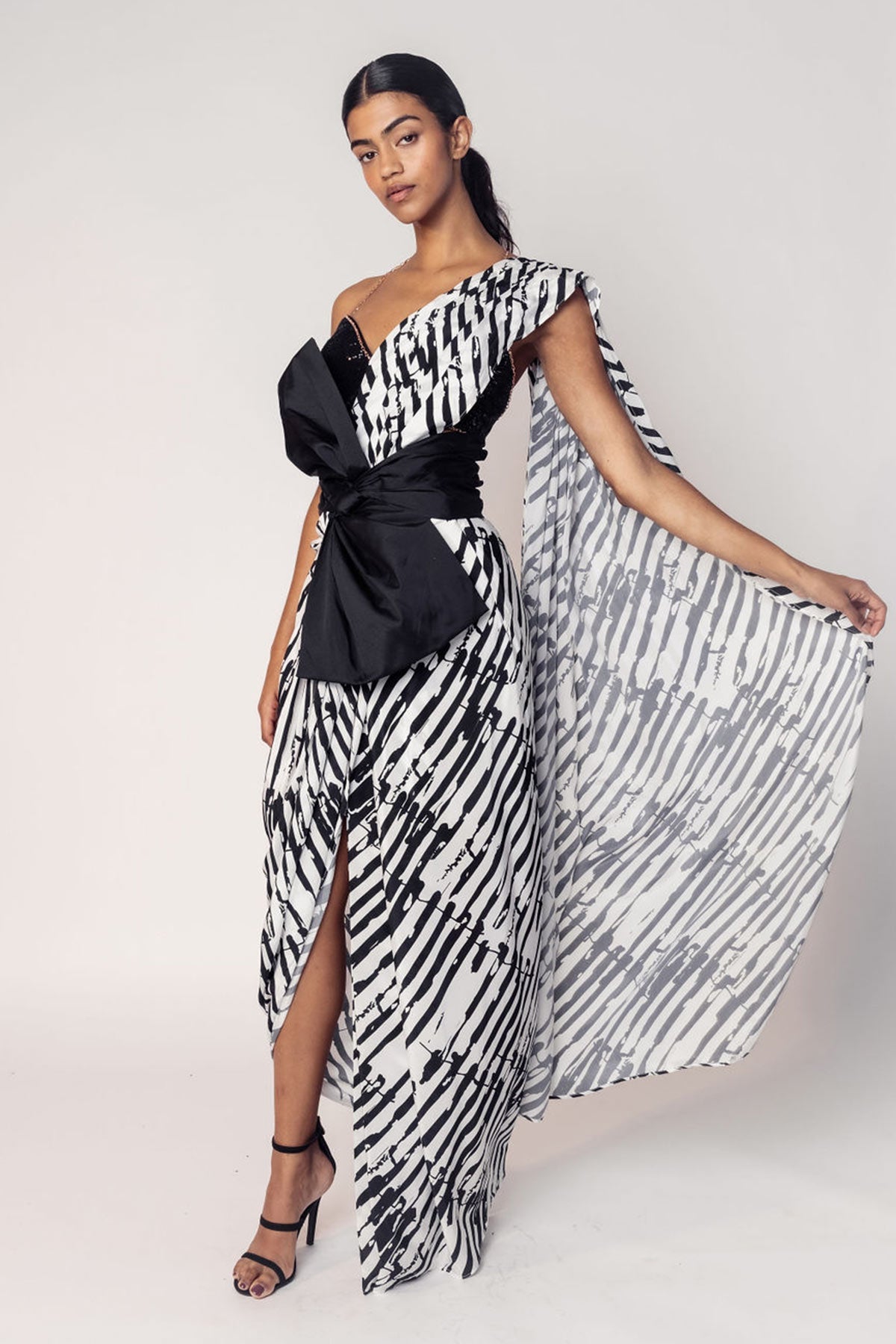 THE GAYATRI STITCHED SARI WITH A BOW BELT-RTS