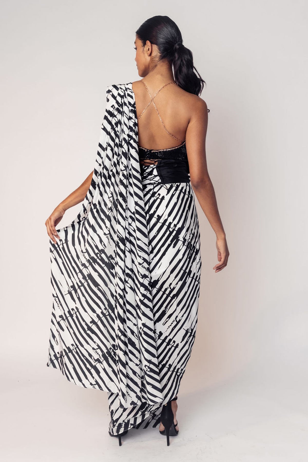 THE GAYATRI STITCHED SARI WITH A BOW BELT-RTS