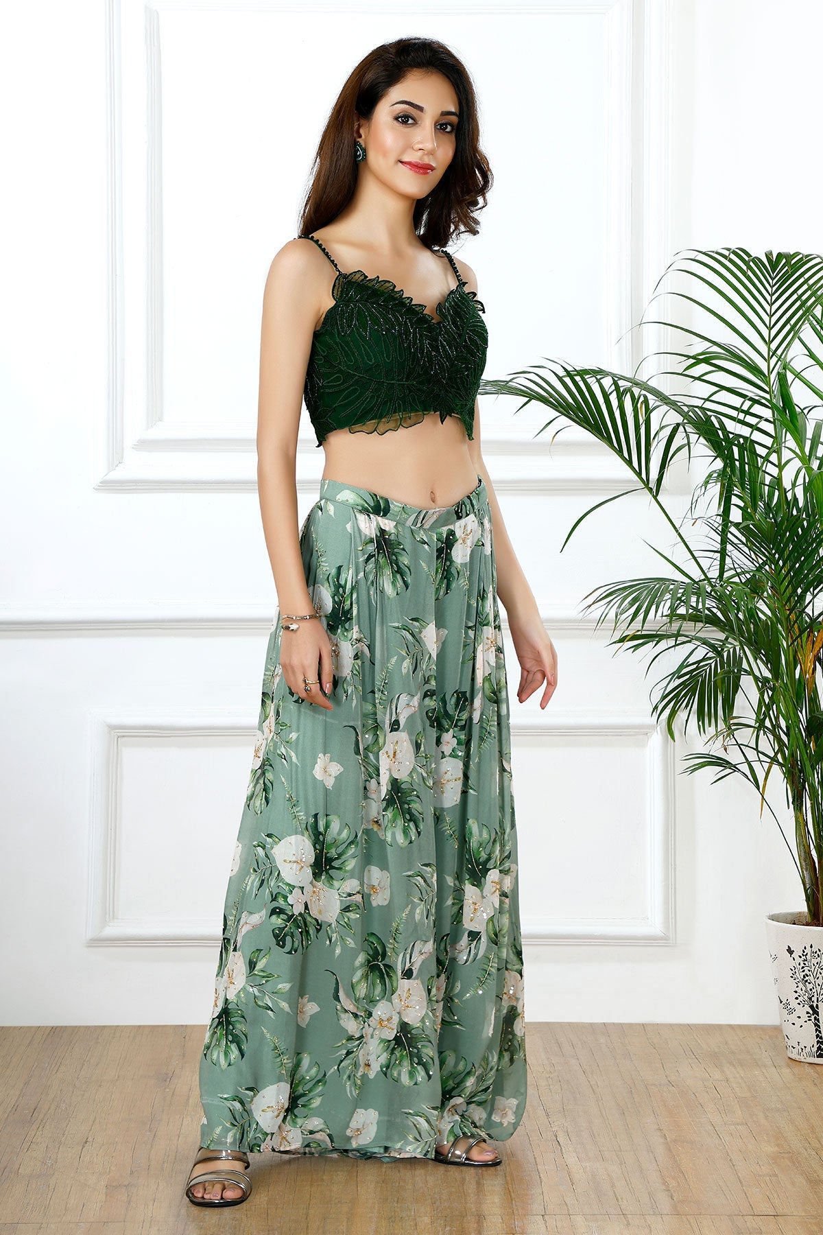 LEAF LUXE CROP TOP PANTS SET-RTS