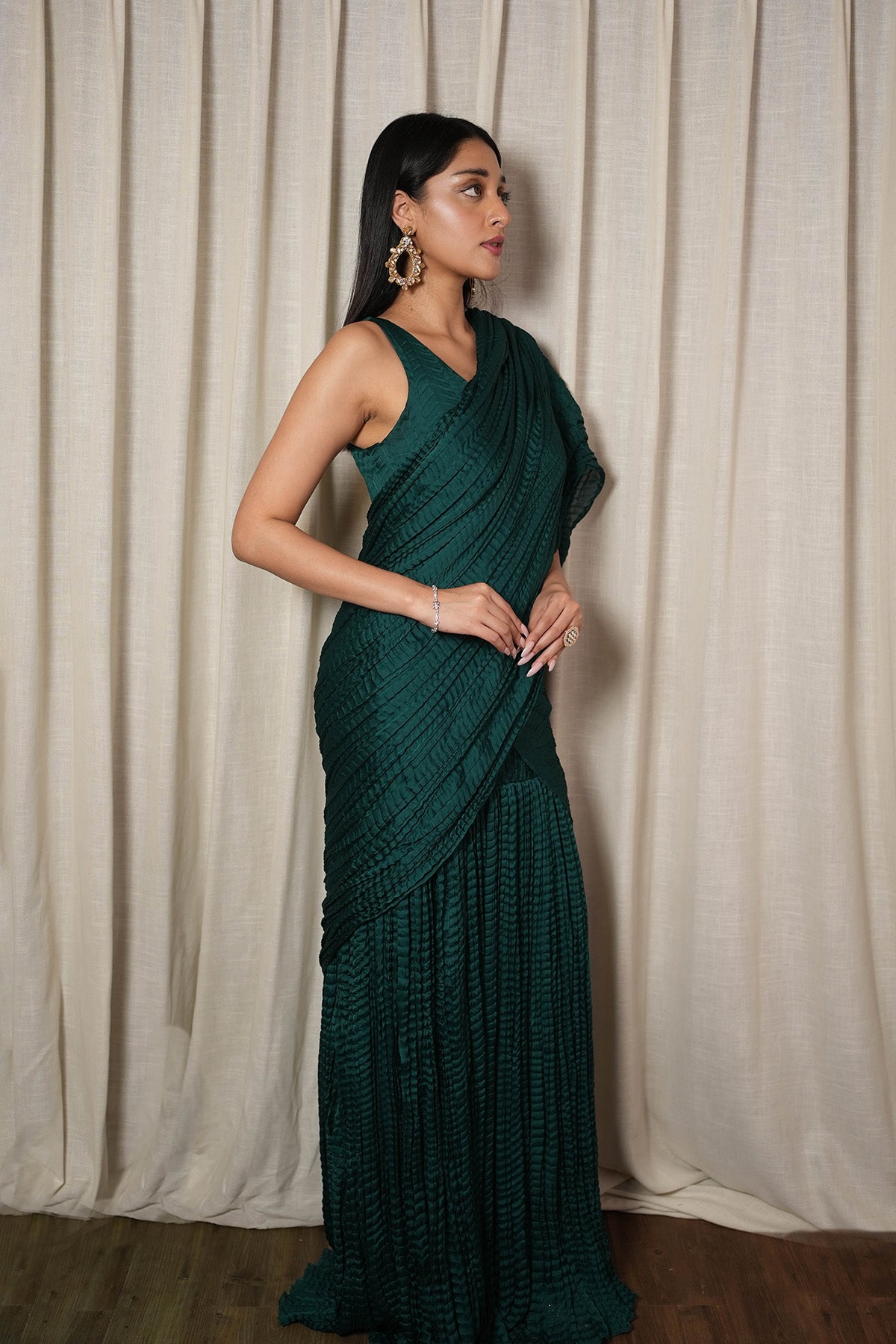 ZAREEN SARI GOWN
